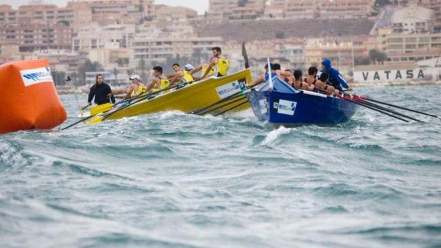 Doblete del Real Club de Regatas de Alicante en la Travesía Santa Pola-Tabarca