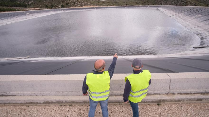 El Júcar envía 15 hm3 de agua para regar 60.000 hectáreas de cultivos en Alicante