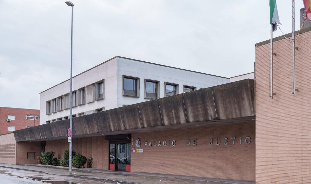 Exterior del Palacio de Justicia de Mérida.