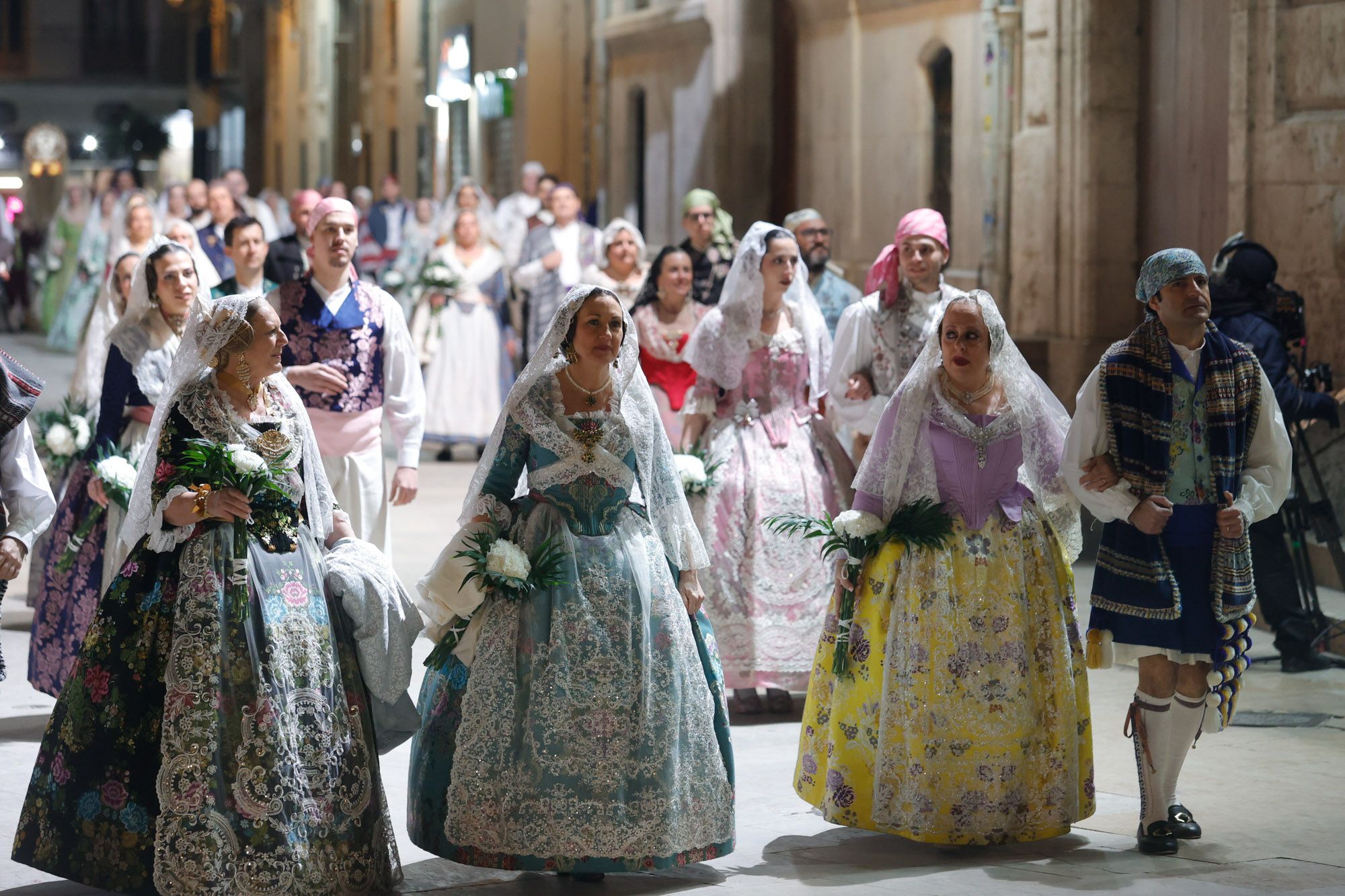 Todas las fotos de la Ofrenda del 17 de marzo por la calle San Vicente de 20:00 a 21:00 horas