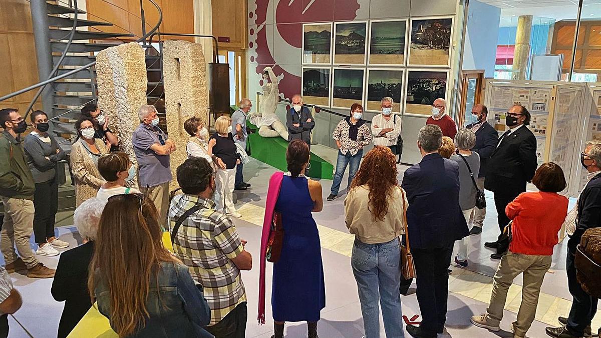 Inauguración de la Exposición Filatélica de la Comunidad Aragonesa en el Museo del Vino.  | SERVICIO ESPECIAL