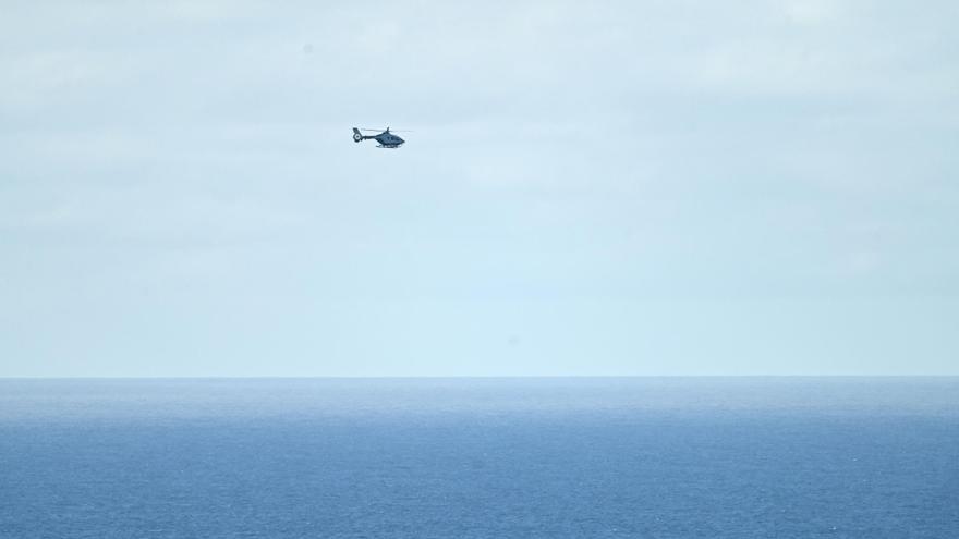 Retoman la búsqueda de los desaparecidos tras el vuelco del cayuco en El Hierro