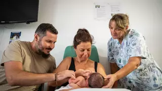 La leche de la vida: el proceso natural de alimentación en el HUC
