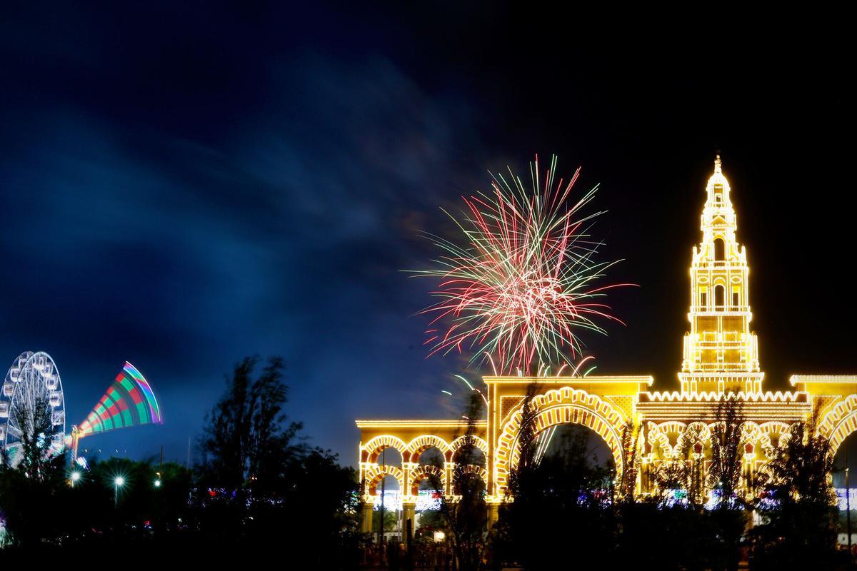 Feria de Nuestra Señora de la Salud 2025 Córdoba. Fuegos Artificiales portada