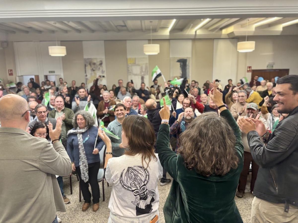 Ambiente en la presentación de las candidaturas de Unidas por Extremadura.