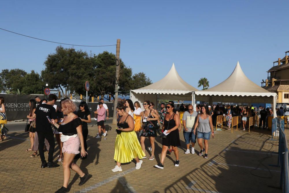 Gran expectación ante el único concierto de Jennifer Lopez en España. Se han formado largas colas hasta la apertura de las puertas del recinto del Marenostrum Castle Park, escenario del concierto.