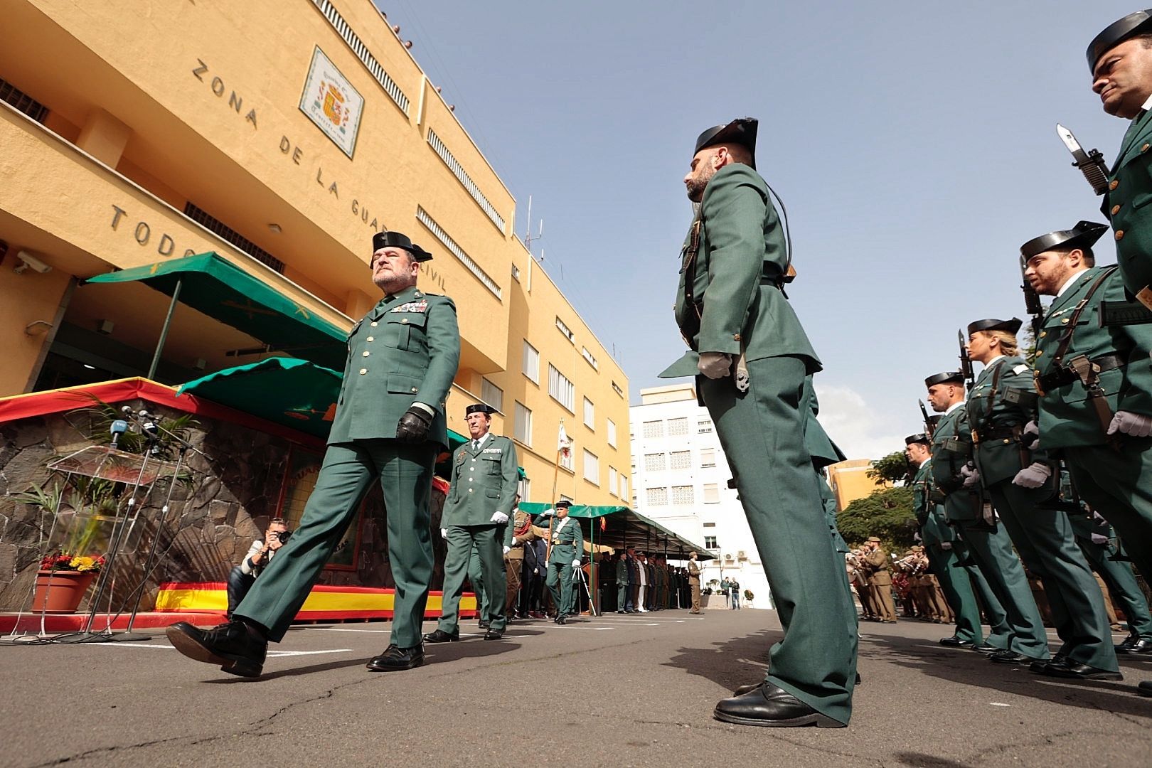 Toma de posesión del nuevo General Jefe de la Guardia Civil para Canarias