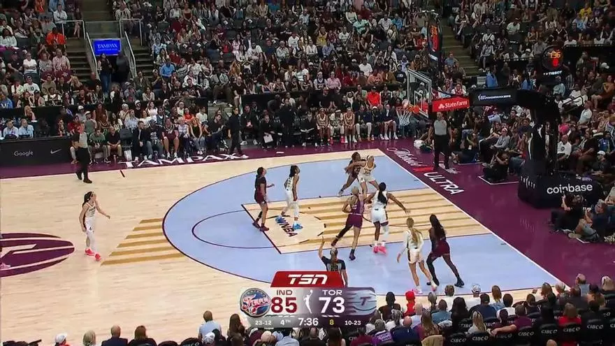 Así ha sido el primer triple de Bankolé, jugadora del Casademont Zaragoza, en la WNBA