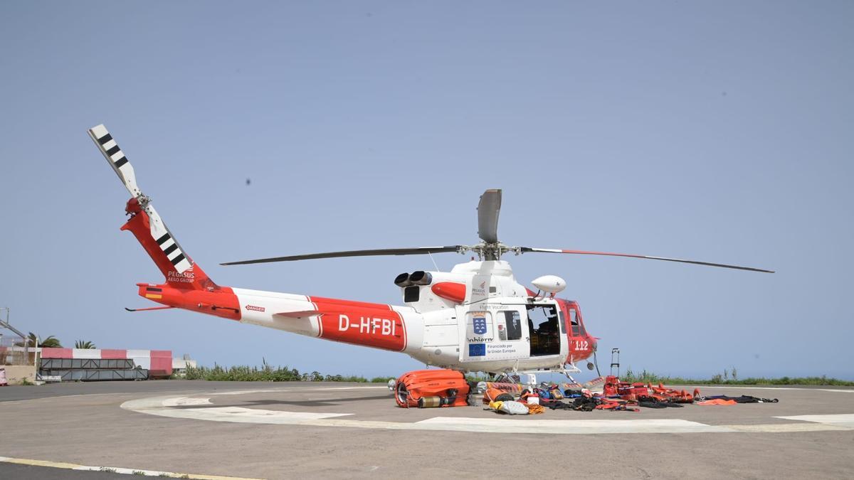Un helicóptero del GES