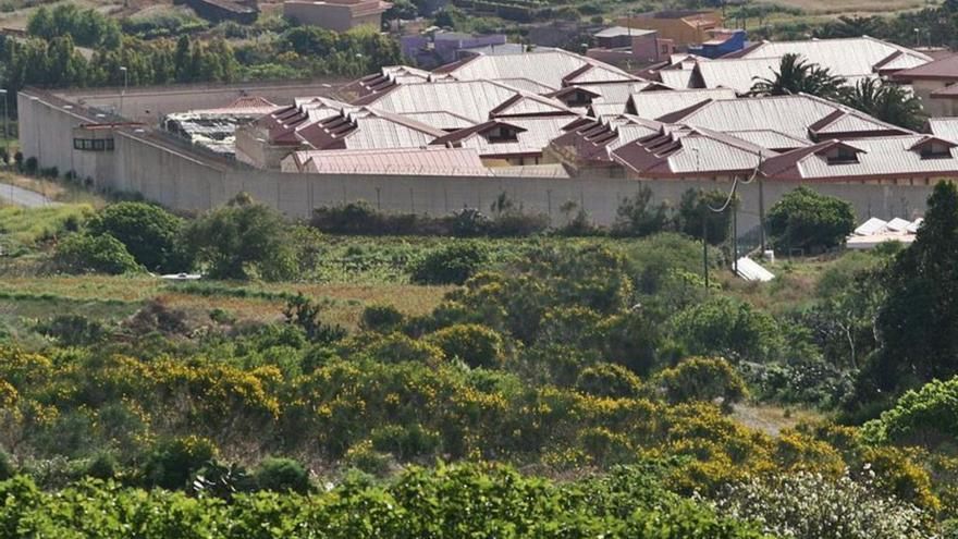 In the opinion for traffic with heroine within the Tenerife II prison