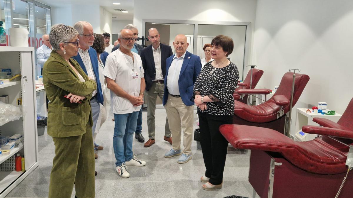 La consejera de Salud, Concepción Saavedra, durante la visita a las nuevas instalaciones.