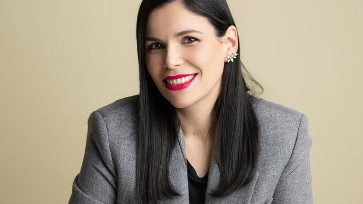 La autora del libro, Paula Deiros.