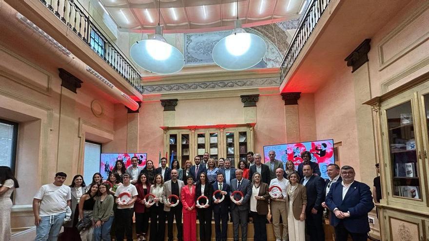 Vídeo | La Diputación de Badajoz entrega los ocho Premios de la Provincia 2026