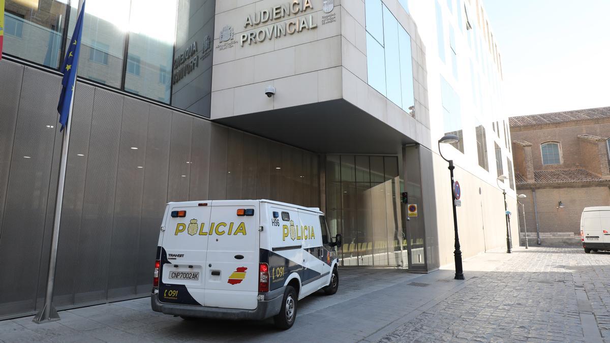 Exterior de la audiencia provincial de Zaragoza