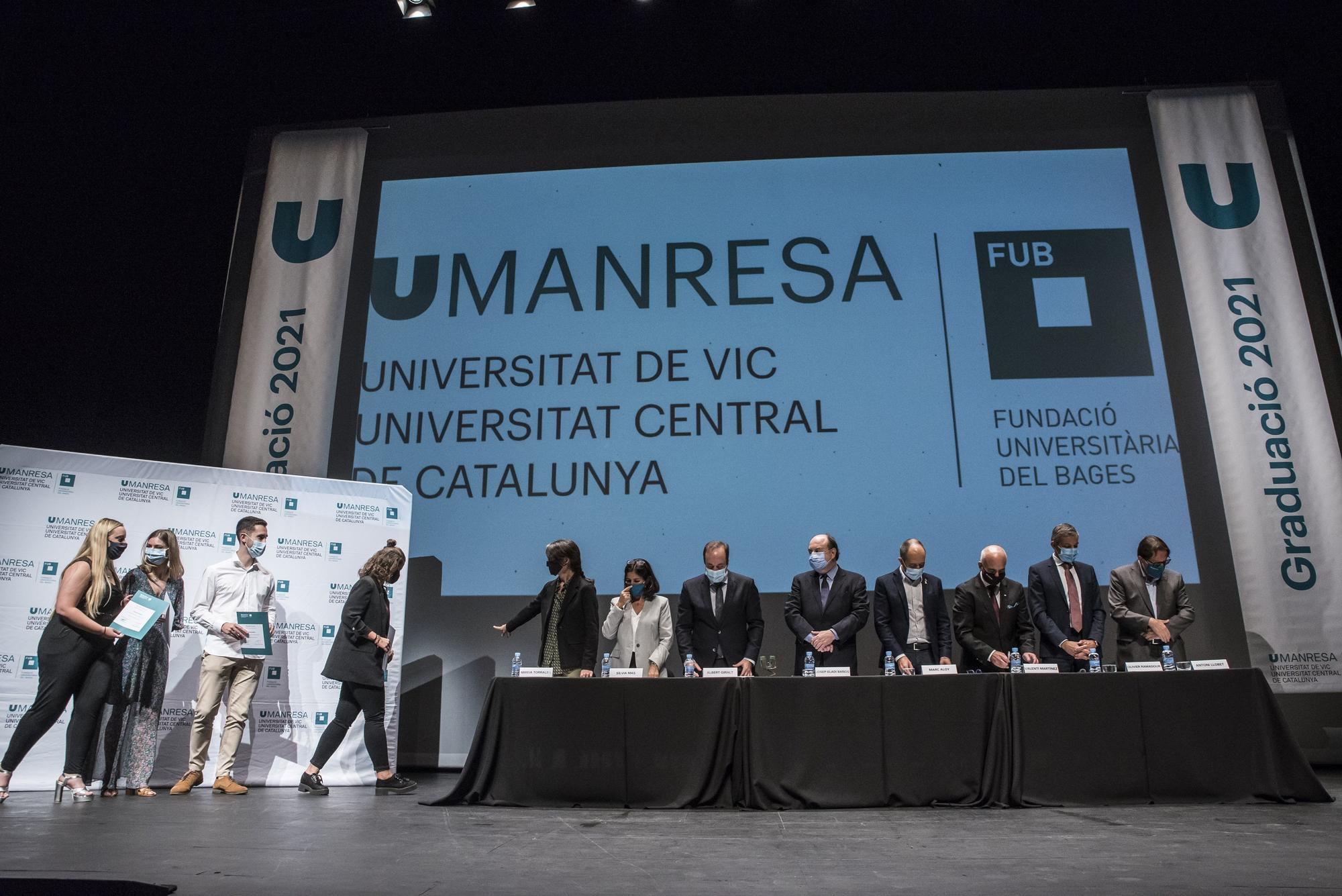 Acte de graduació de la promoció més nombrosa de la FUB dels darrers set anys