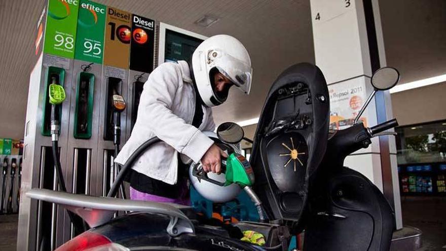 Las ventas de carburantes en Extremadura caen a niveles de hace veinte años