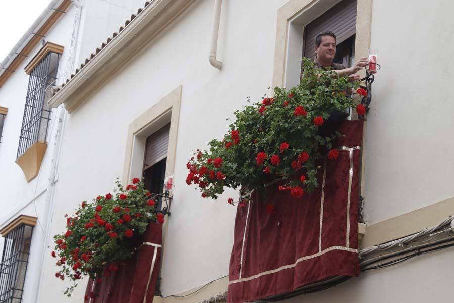 Altares y balcones para una Semana Santa marcada por el coronavirus