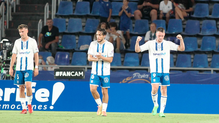 Resumen, goles y highlights del Tenerife1-0 Racing de Santander de la jornada 4 de LaLiga Smartbank