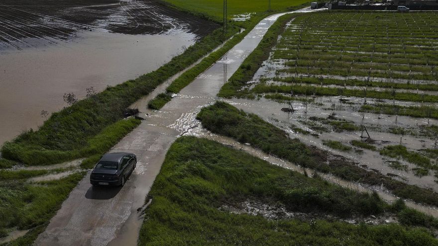 Alerta roja en Arahal por el riesgo de desbordamiento del río Guadaíra
