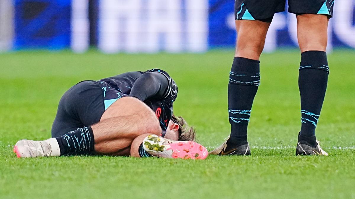 Jack Grealish, lesionado en el Parken Stadium