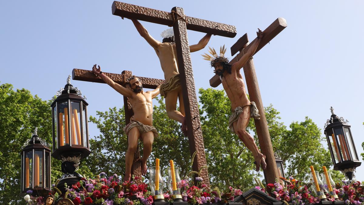 La hermandad de la Conversión del barrio de Electromecánicas, en su última procesión de Semana Santa.