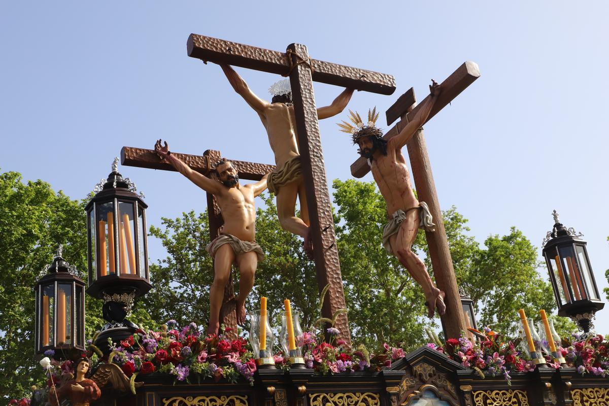 La hermandad de la Conversión del barrio de Electromecánicas, en su última procesión de Semana Santa.