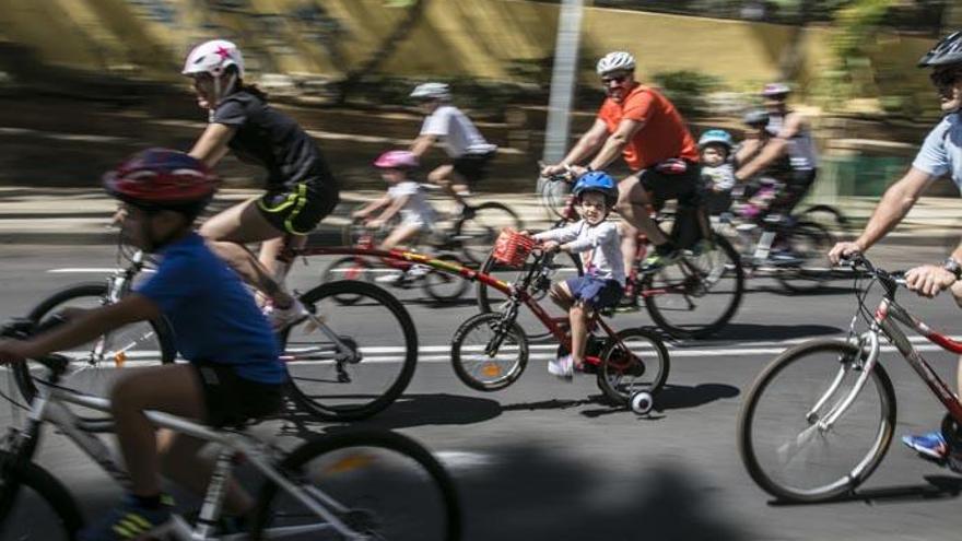 Imagen de archivo de una de las Fiestas de la Bicicleta celebradas en Santa Cruz de Tenerife.