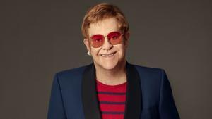 El cantante Elton John. 