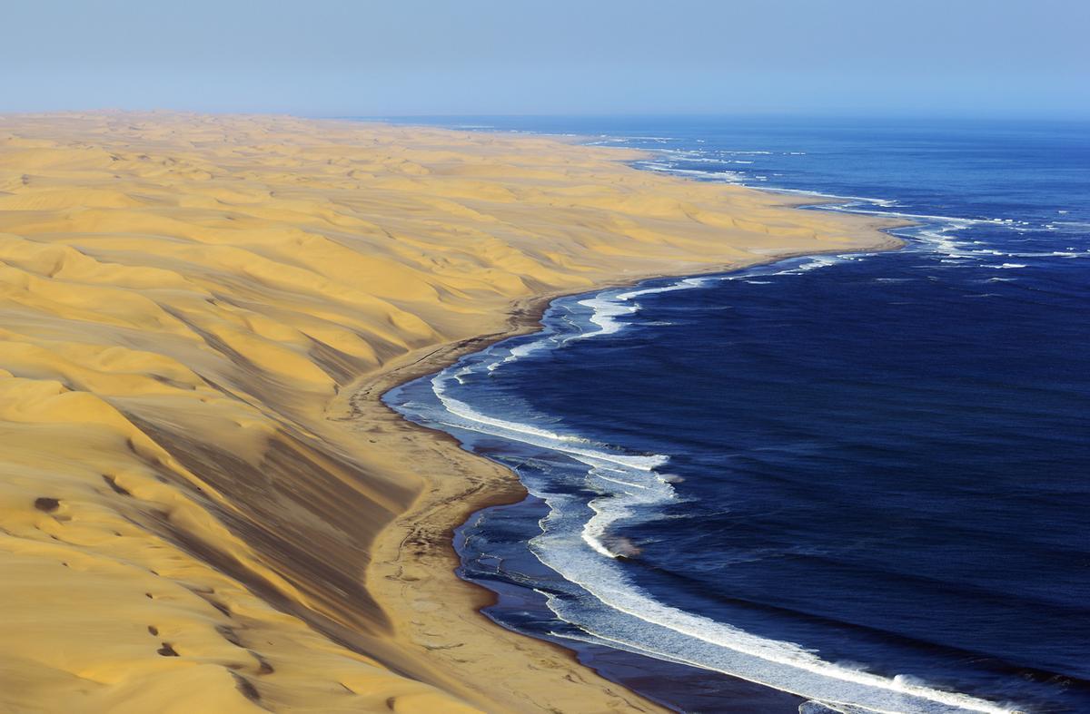 La Costa de los Esqueletos