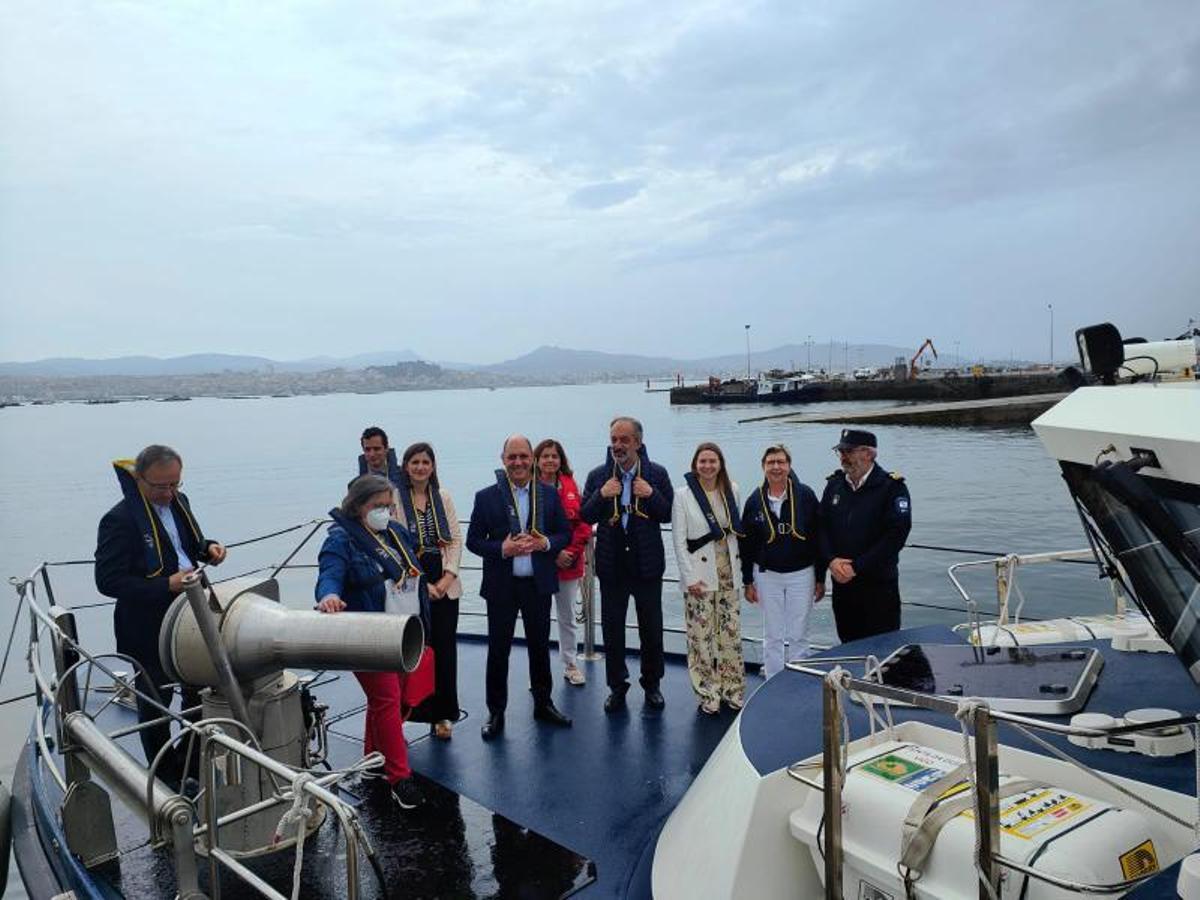 Quintana y Leticia Santos se unieron a la visita a las bateas. |   // S.A.