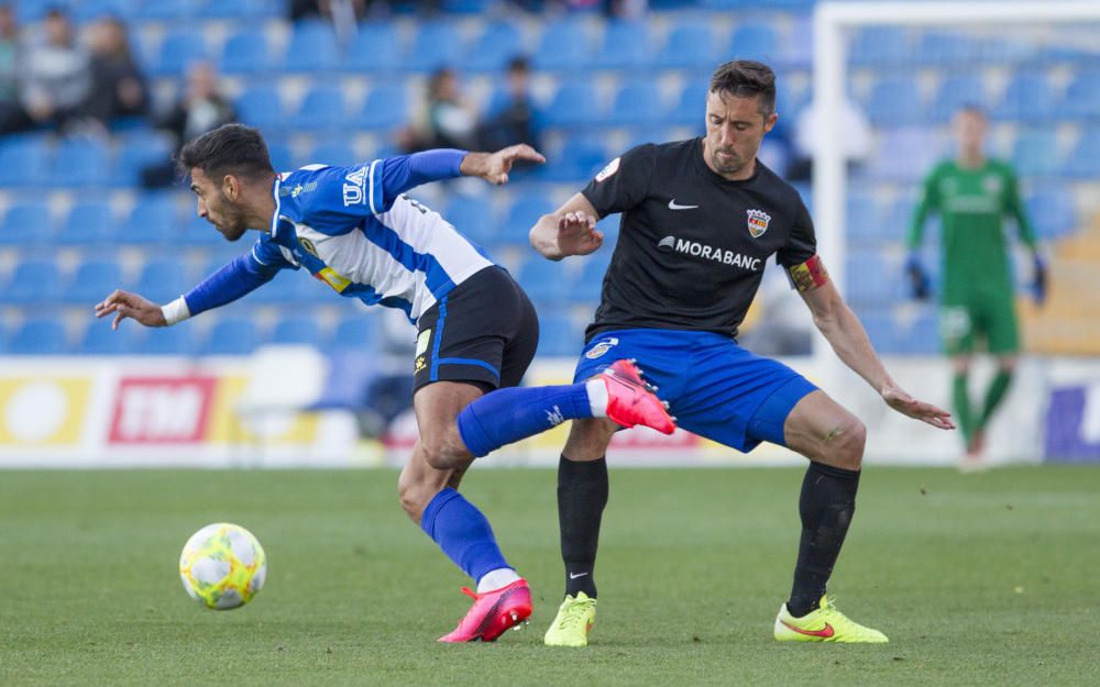 Los blanquiazules desperdician la oportunidad de huir del descenso y no pasan del empate ante un Andorra con uno menos desde el 52'