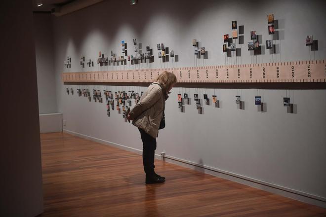 Inauguración de la exposición 'A cidade das artes' en el Kiosko Alfonso de A Coruña