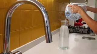 Unanimidad en Les Corts para solucionar los problemas hídricos de dos pueblos de Castellón: hace años que no pueden beber agua del grifo