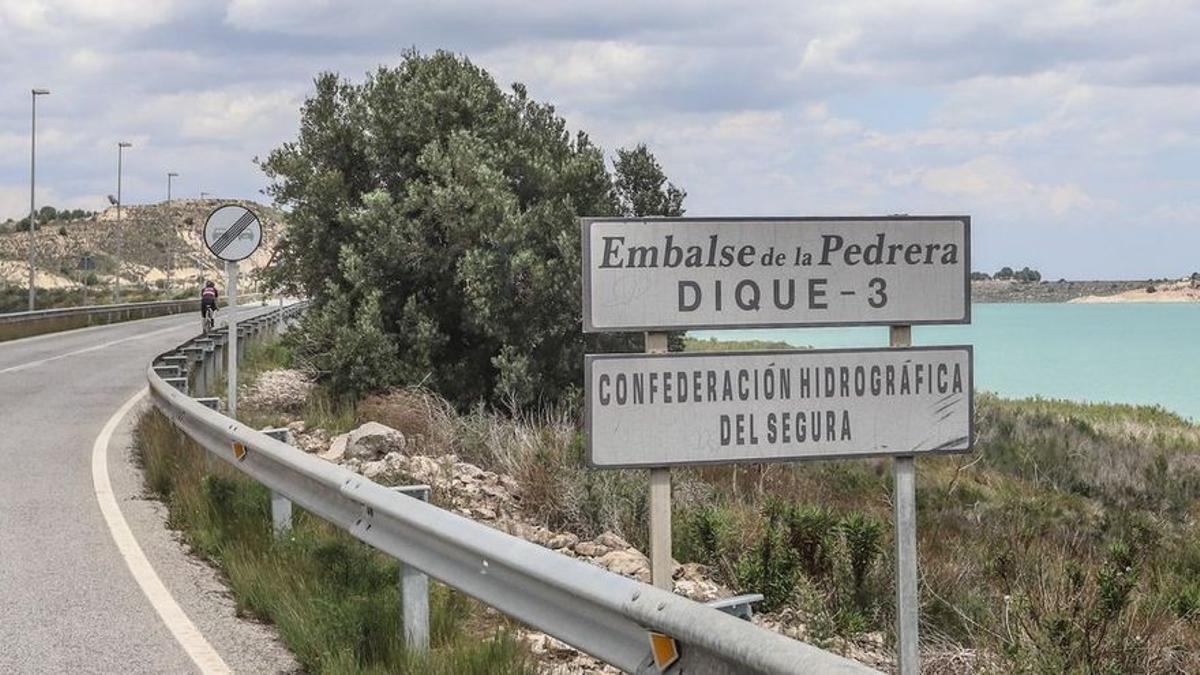 El embalse de La Pedrera, en la Vega Baja, tiene 82hm3, al 33% de su capacidad.