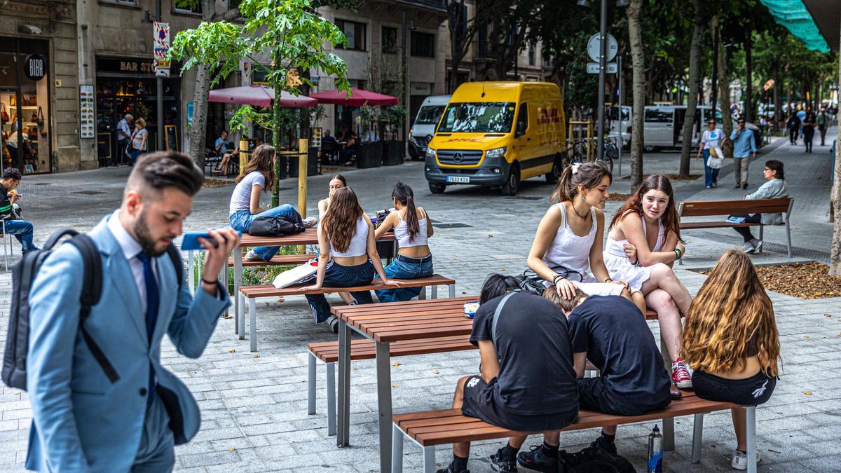 Escenas inesperadas de la Superilla del Eixample