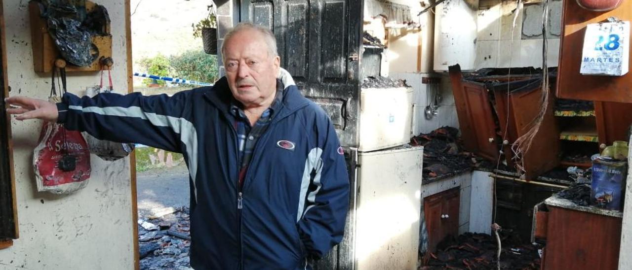 &quot;Se quemaron todos nuestros recuerdos y esfuerzos&quot;, llora una familia en Piloña