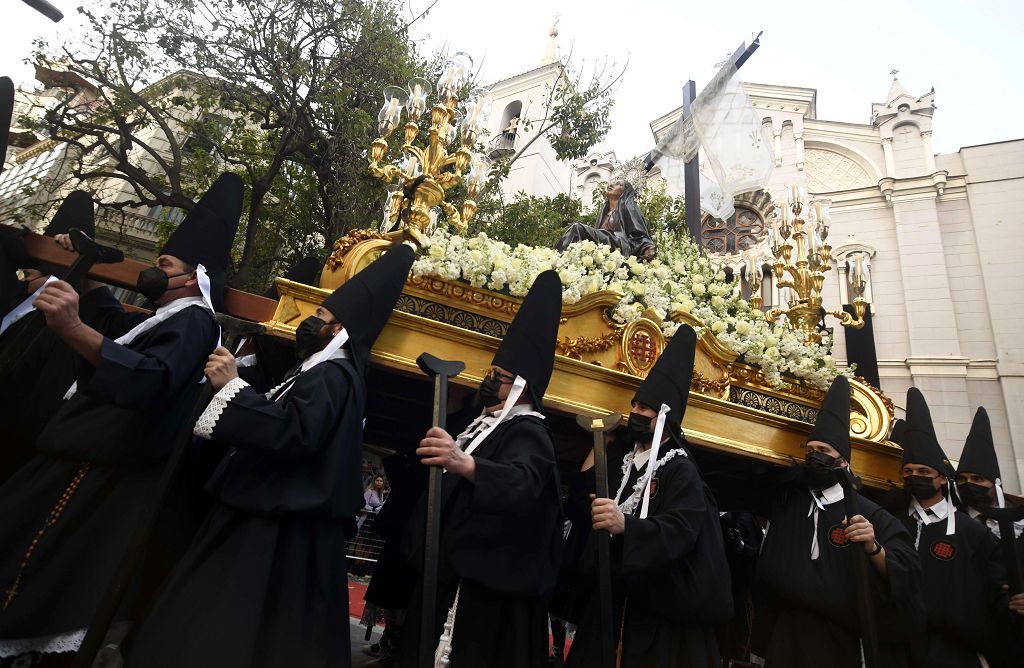 La procesión del Viernes Santo de Murcia, en imágenes