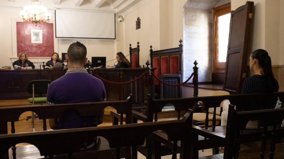C.B.M. y N.R.V. , en el juicio de la Audiencia Provincial de Zamora