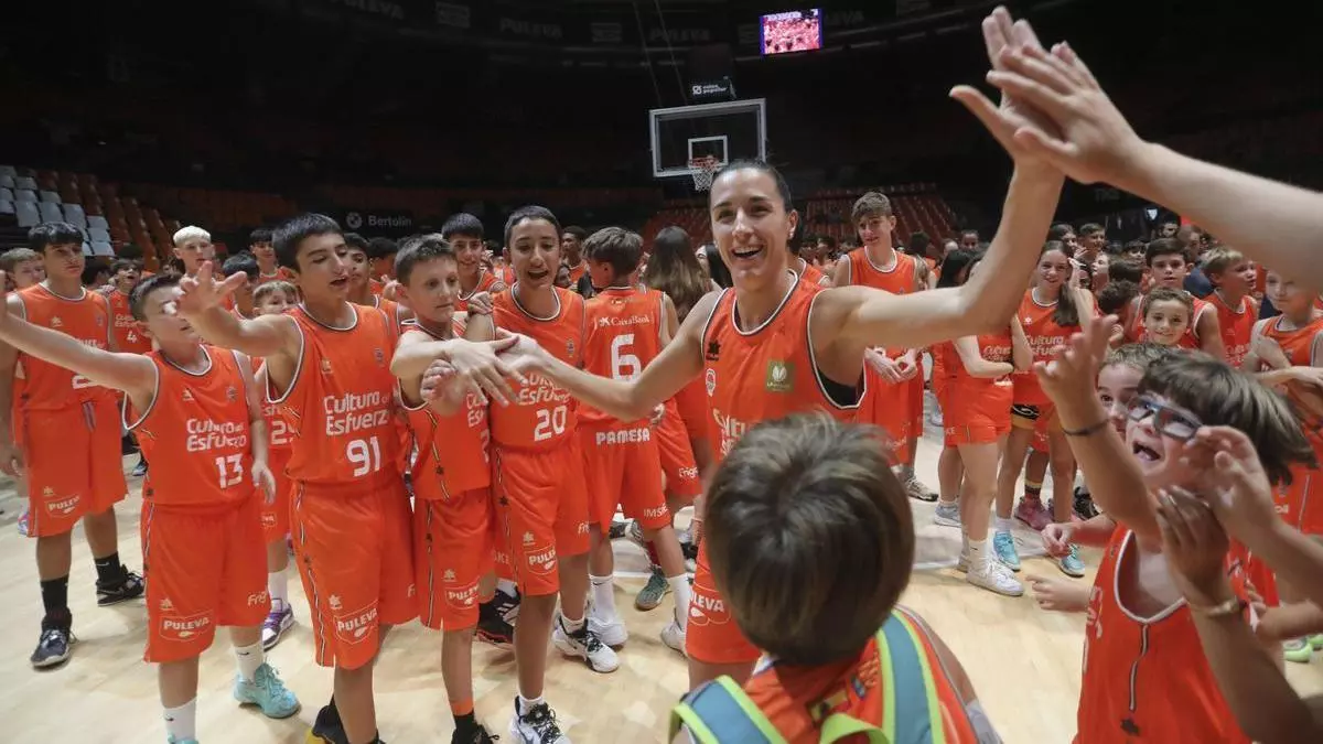 Novedad en la presentación oficial del Valencia BC y los equipos de L'Alqueria