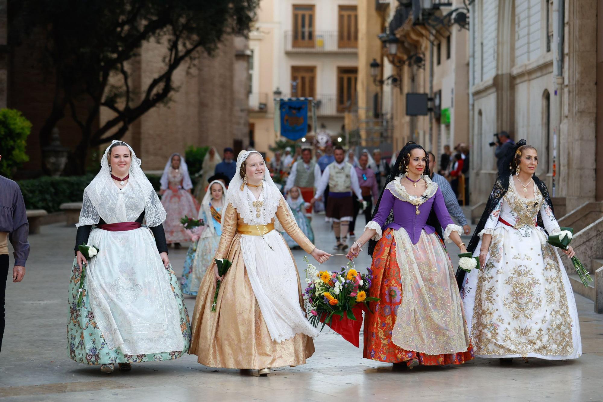 Búscate en el primer día de la Ofrenda en la calle San Vicente entre las 17:00 y las 18:00