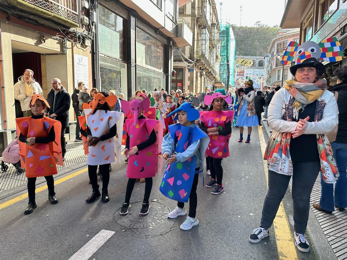 En imágenes: el creativo desfile de carnaval de los colegios de Luarca
