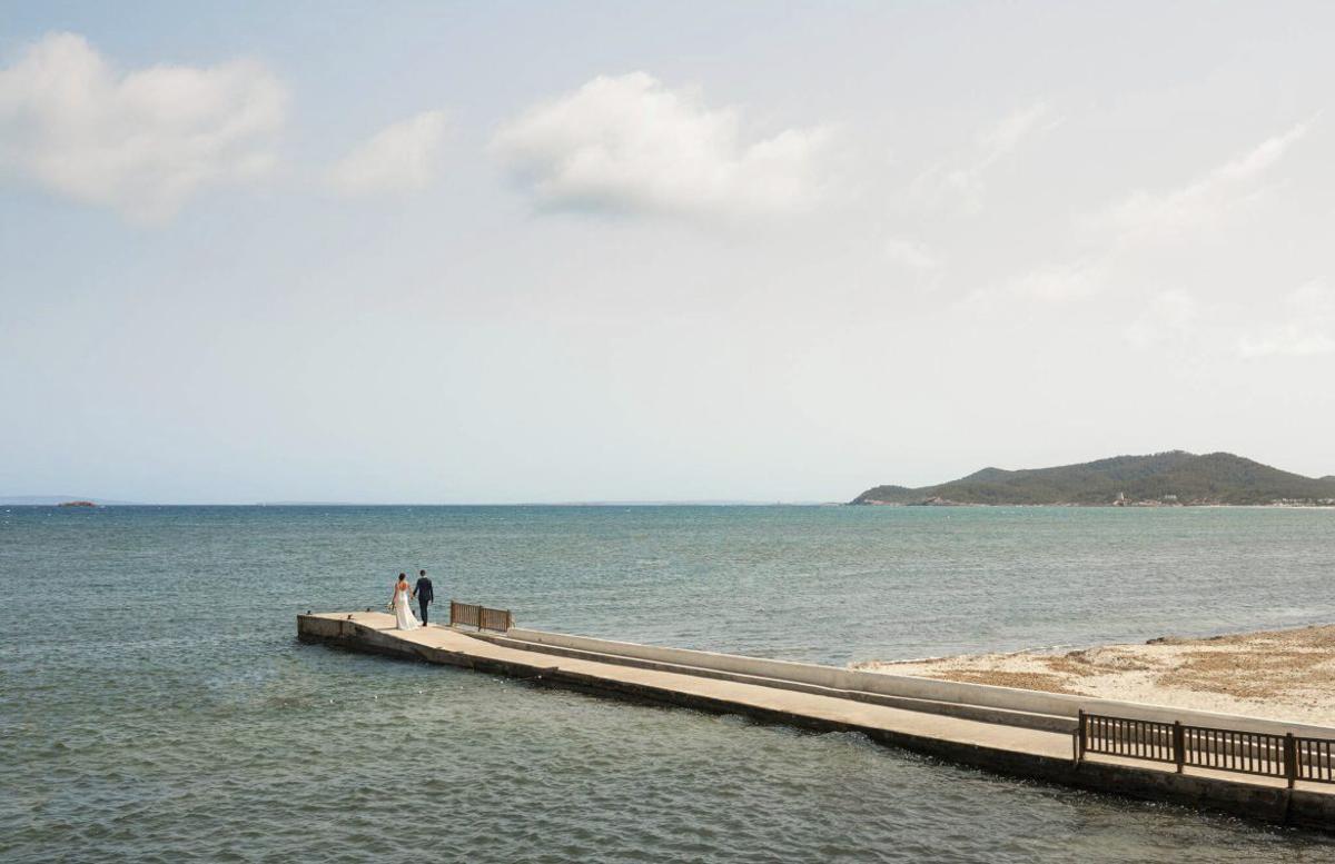 El mar, telón de fondo imprescindible en las bodas de The Ibiza TwIIns.