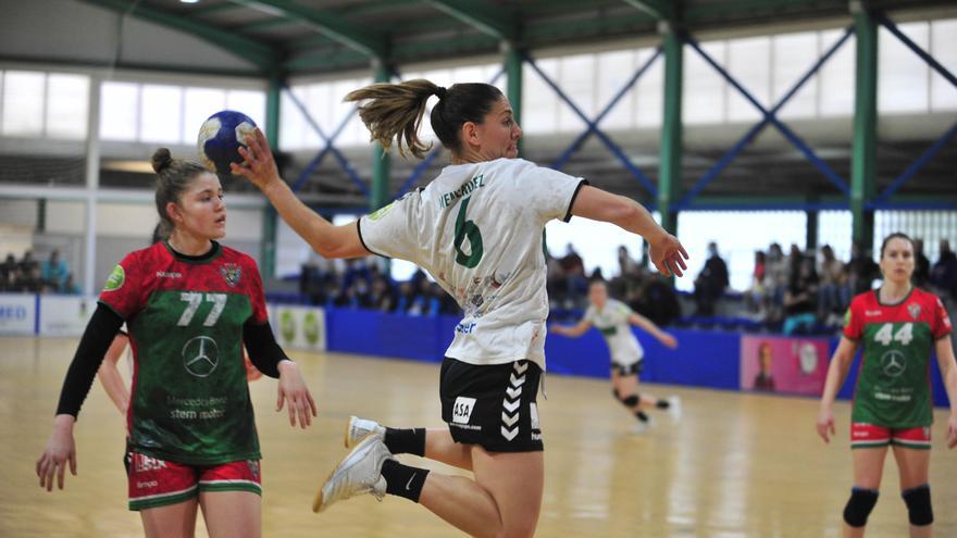 Goleada del CBM Elche para curar heridas (31-21)