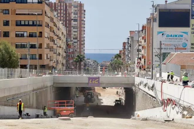 El Consell prevé reabrir al tráfico a finales de mayo la avenida Beniardà de Benidorm