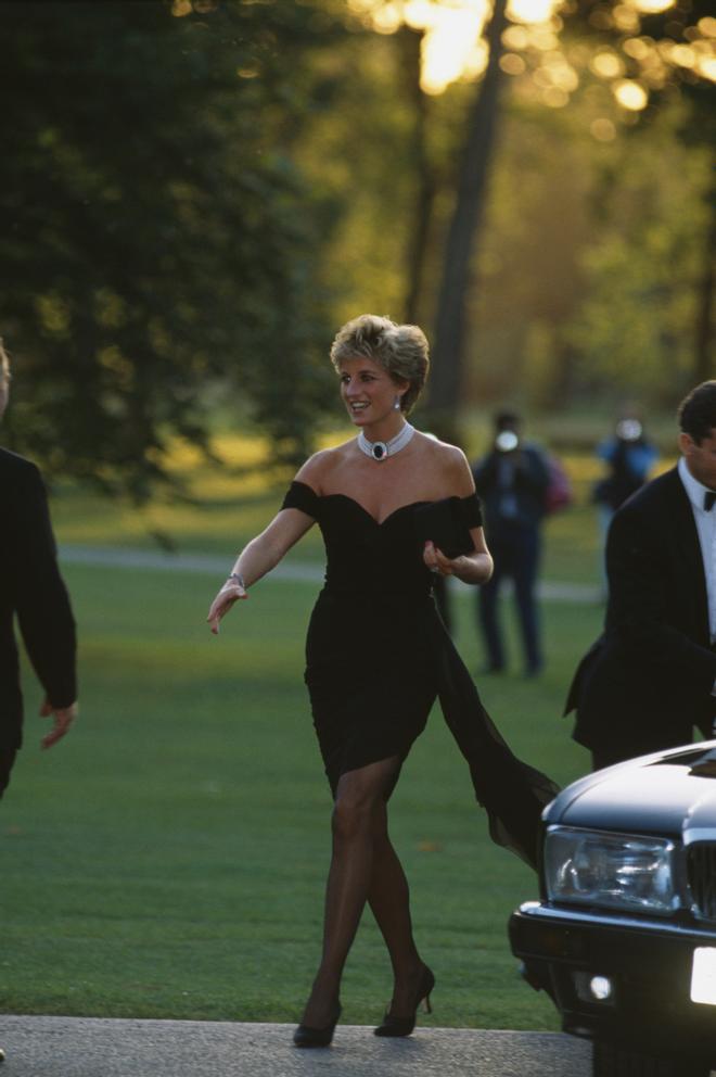 Diana llegando a la fiesta de Vanity Fair (1994)