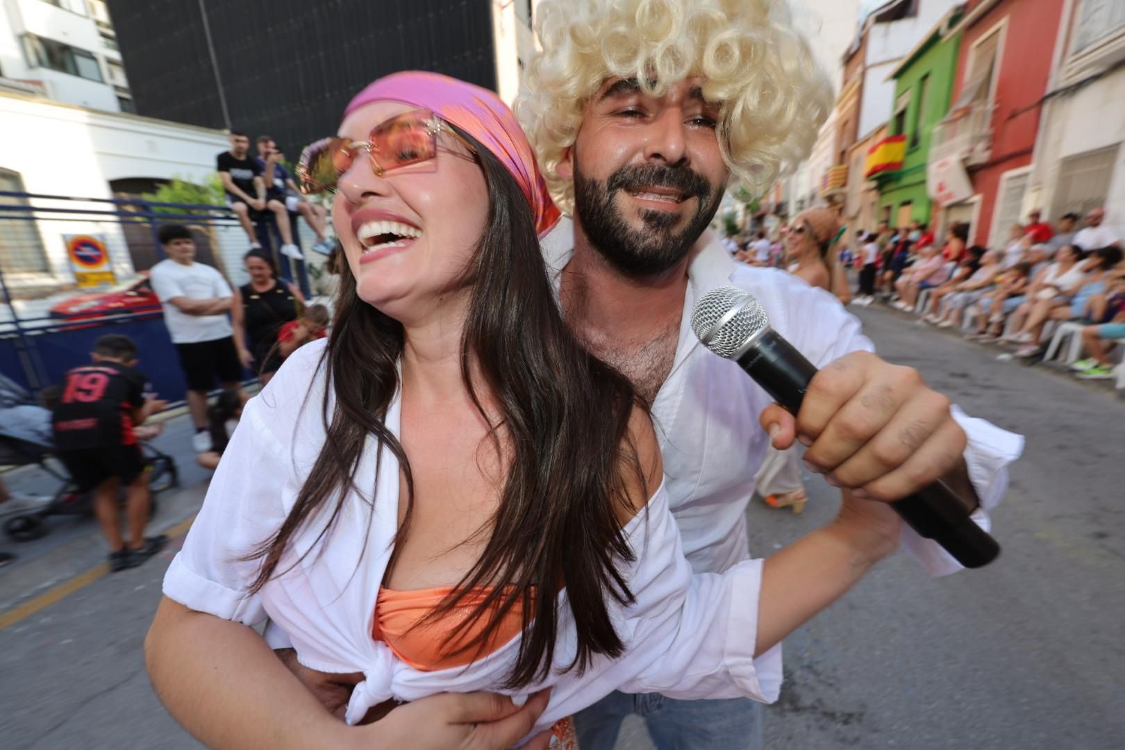 Galería | El Grau disfruta de su desfile de peñas