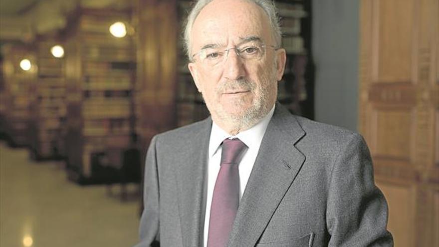 Santiago Muñoz Machado, Académico