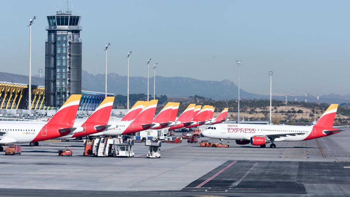 El Aeropuerto Adolfo Suárez Madrid-Barajas registró el mayor número de pasajeros en 2023 con 60,2 millones.