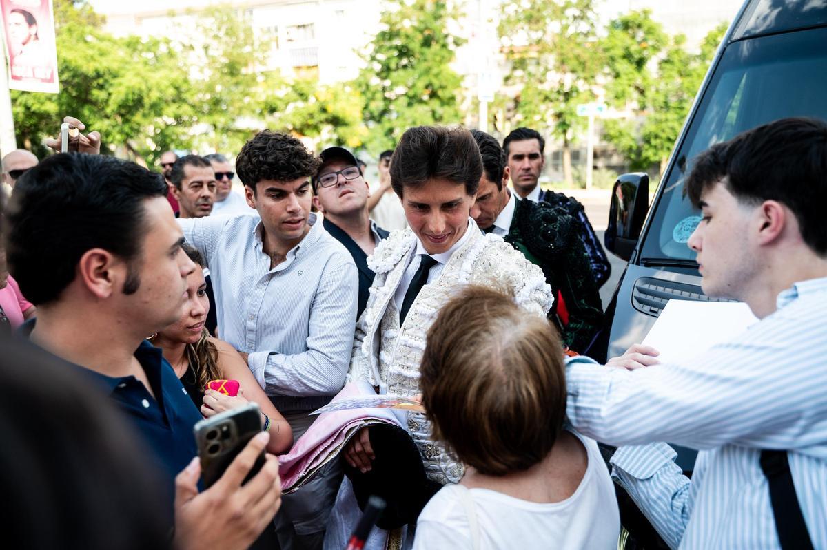 Galería | Así fue la segunda de abono de la feria de Cáceres Galería | Así fue la segunda de abono de la feria de Cáceres