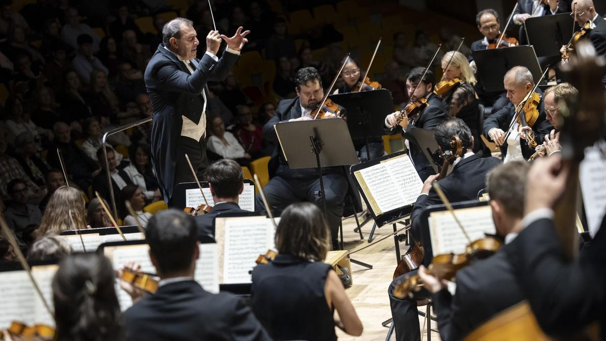 Gatti, al frente de la OVC.